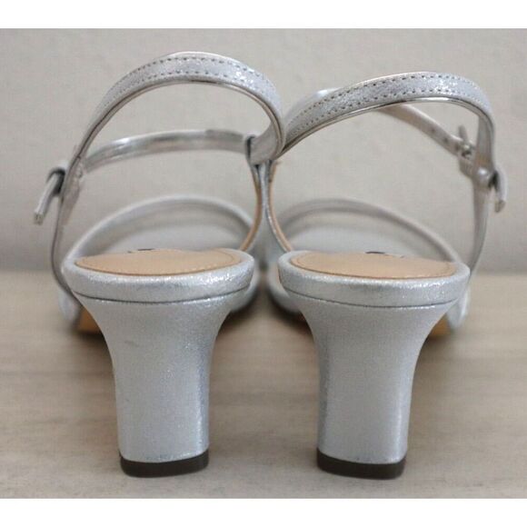 Nina Women's Sz 8M True Silver Metallic Beverly Strappy Heels - Picture 3 of 11